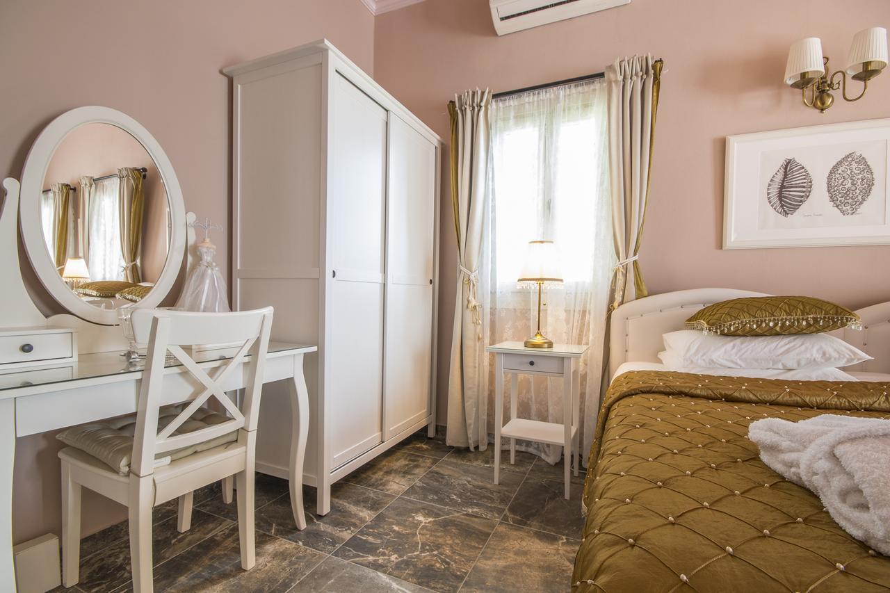Symi Nautilus Luxury Suites Exteriér fotografie