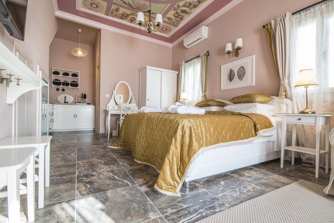 Symi Nautilus Luxury Suites Exteriér fotografie